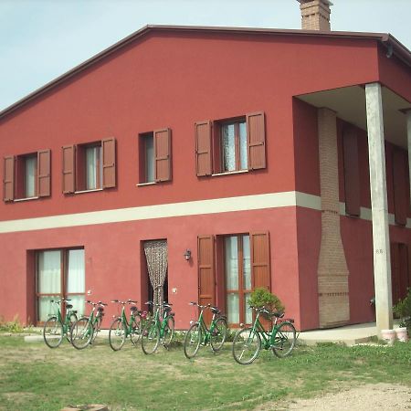 B&B Da Toni Taglio Di Po Екстер'єр фото